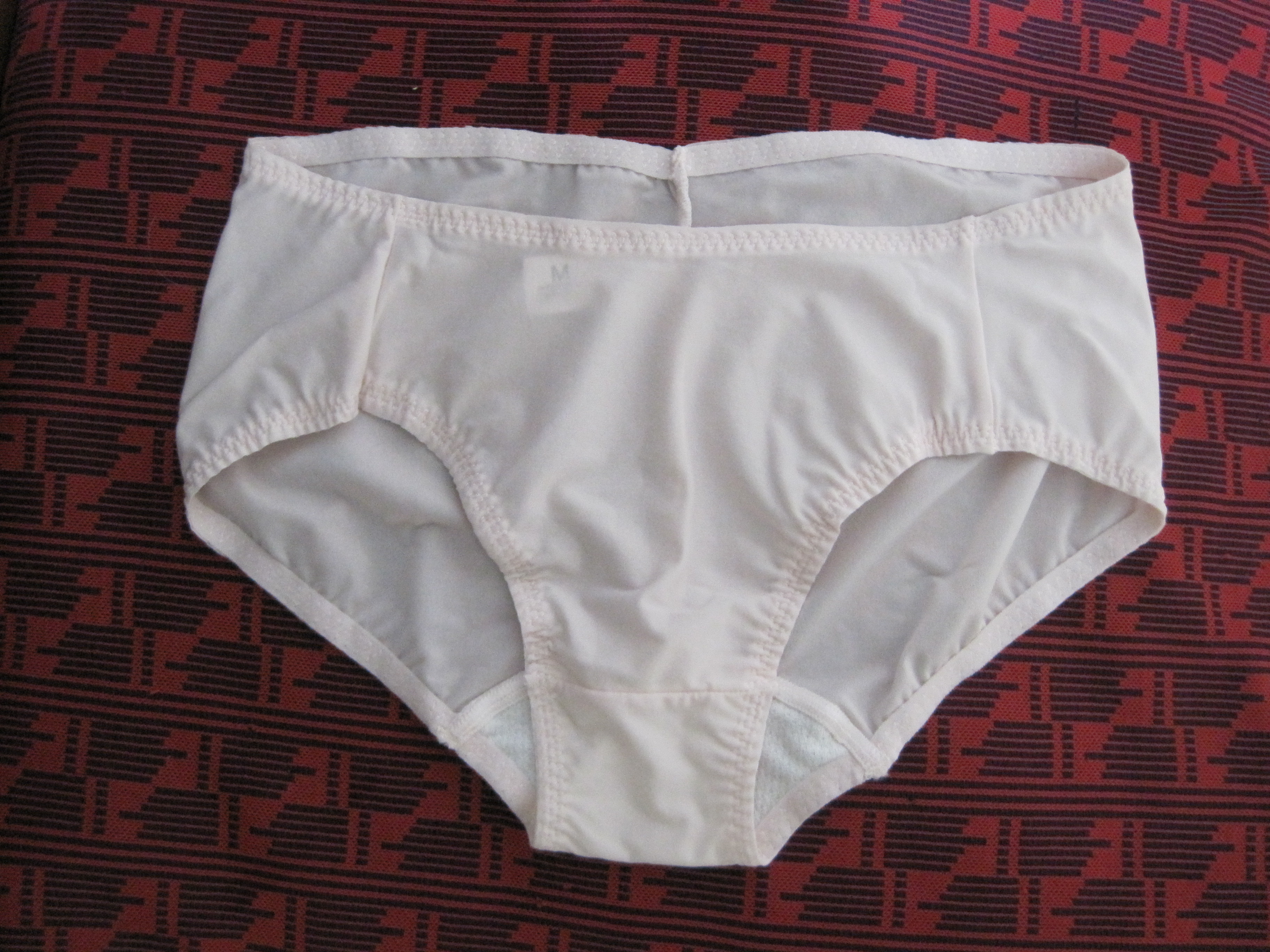 让女性从此跟<em>异味</em>说BYE BYE~ - COTTON AID