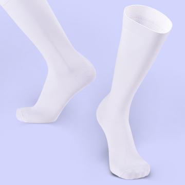 立體直紋 運動風小腿襪-15~20 mmHg (200Den) - 白色(四雙入) 立體直紋 運動風小腿襪-15~20 mmHg (200Den) - 白色(四雙入)